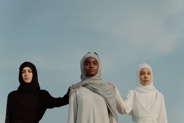 Jenis Bahan untuk Printing Hijab Murah dan Karakteristiknya